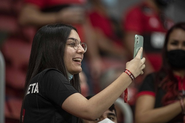 “纪录之夜”，国足“半场好戏”未能救赎.